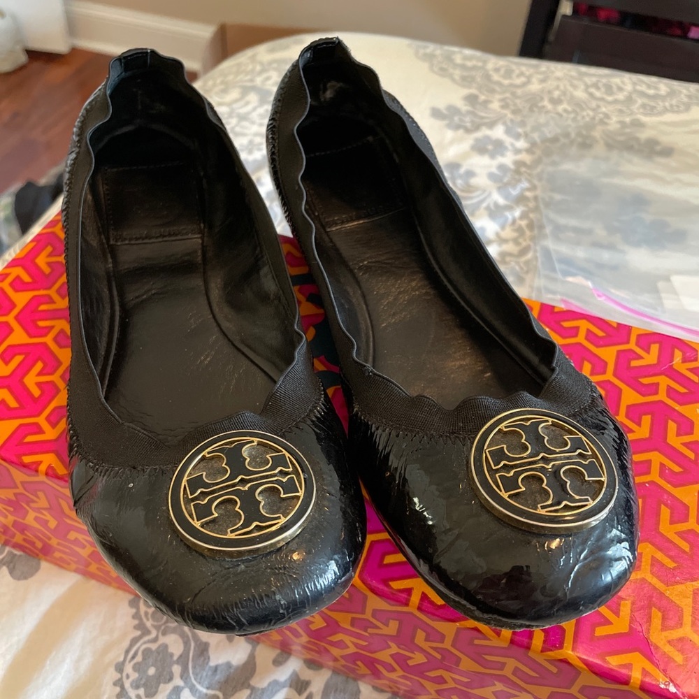Tory Burch Caroline Black Patent Flat 8